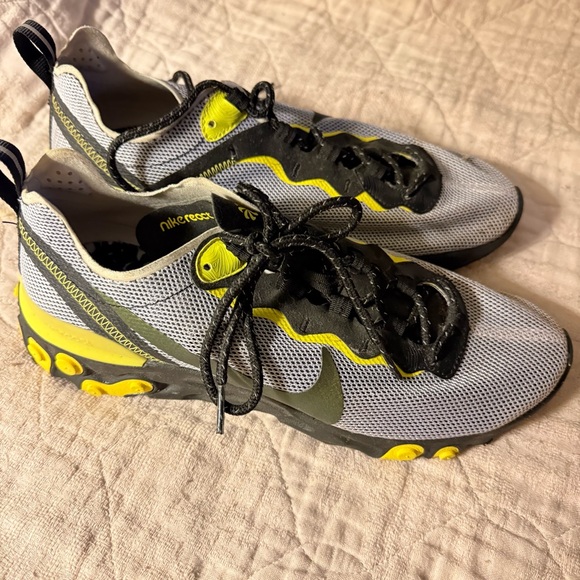 Nike React Athletic Shoes Men’s Size 8 - Picture 3 of 7